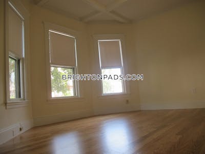 Brighton Apartment for rent 3 Bedrooms 1 Bath Boston - $2,950