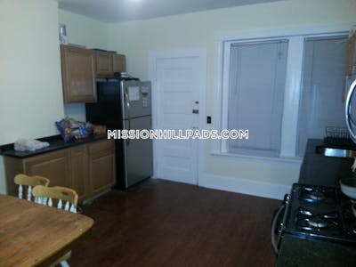 Mission Hill Apartment for rent 4 Bedrooms 2 Baths Boston - $4,700