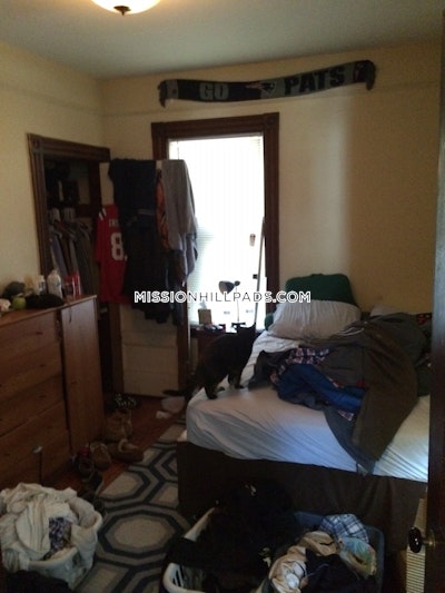 Mission Hill Apartment for rent 4 Bedrooms 1 Bath Boston - $4,400