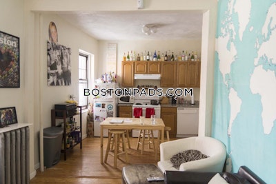 Northeastern/symphony Nice 3 Bed 1 Bath available 9/1 on Hemenway St. in Northeastern Symphony  Boston - $4,600