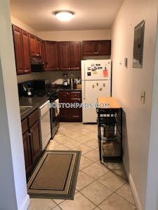 Brighton Sunny 2 Bed 1 bath available NOW on Kenrick St in Brighton!!  Boston - $2,500