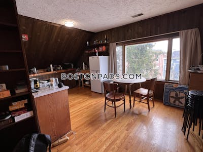 Mission Hill 2 Beds 1 Bath in Mission Hill Boston - $2,800