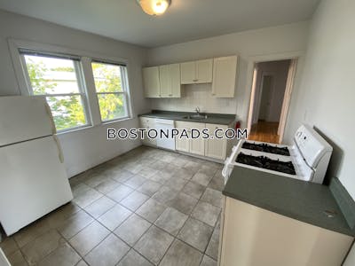 Somerville 4 Beds Tufts  Tufts - $4,500