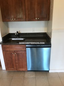Dorchester Apartment for rent 4 Bedrooms 2 Baths Boston - $3,550 50% Fee