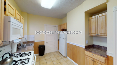 Dorchester SPACIOUS 4 bed 1 bath ROOMS available NOW on Columbia Rd in Dorchester!! Boston - $5,850