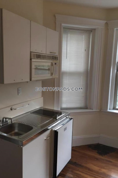 Fenway/kenmore Apartment for rent Studio 1 Bath Boston - $2,000 50% Fee