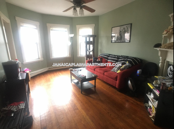 Jamaica Plain Awesome 3 Bedroom Apartment For Rent 1 Bath Boston 2 400