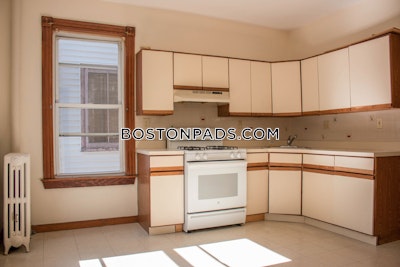 Jamaica Plain Apartment for rent 4 Bedrooms 1 Bath Boston - $3,200