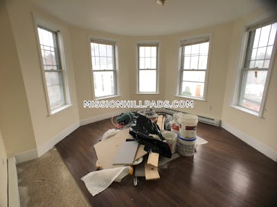 Mission Hill Apartment for rent 5 Bedrooms 2 Baths Boston - $4,800