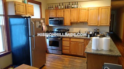 Mission Hill Updated 5 Beds 2 Baths Boston - $6,250