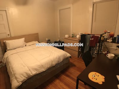 Mission Hill Apartment for rent 3 Bedrooms 1 Bath Boston - $3,900