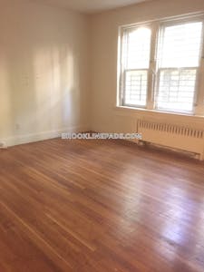 Brookline Great 2 bed 1 bath available 9/1 on Lancaster Terr in Brookline!   Washington Square - $2,935 50% Fee
