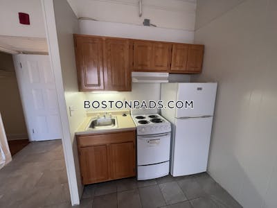 Chinatown Apartment for rent Studio 1 Bath Boston - $2,400