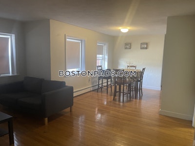 Brookline Apartment for rent 2 Bedrooms 1 Bath  Beaconsfield - $3,350 50% Fee