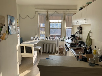 Brookline Apartment for rent 2 Bedrooms 1 Bath  Beaconsfield - $3,395 50% Fee