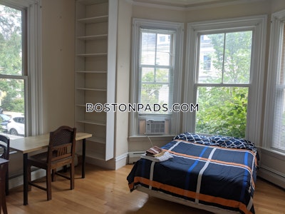 Cambridge Apartment for rent 1 Bedroom 1 Bath  Inman Square - $3,000