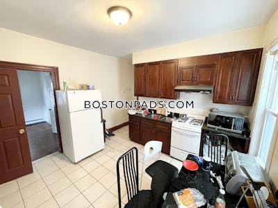 Dorchester Apartment for rent 3 Bedrooms 1.5 Baths Boston - $3,400