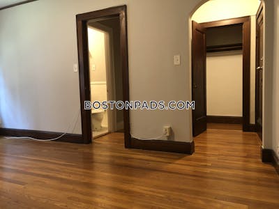 Somerville Apartment for rent Studio 1 Bath  Tufts - $2,350