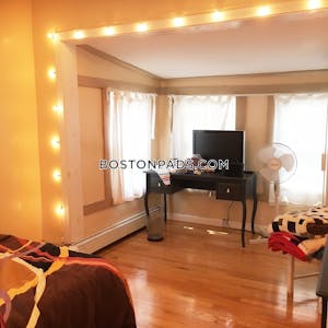 Somerville Apartment for rent 5 Bedrooms 3 Baths  Dali/ Inman Squares - $4,500